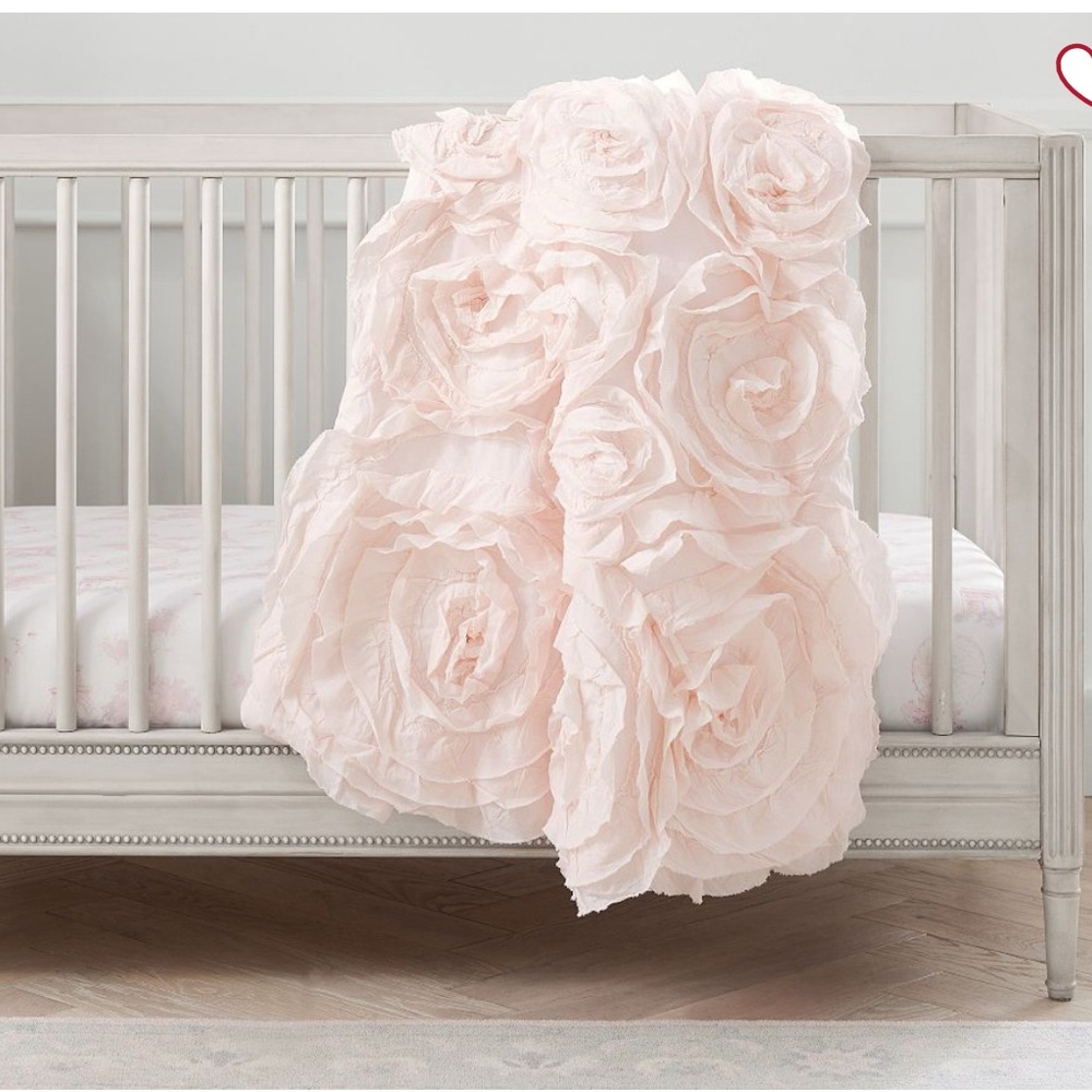 Pottery Barn Kids Monique Lhuillier Rosette Baby Quilt in white